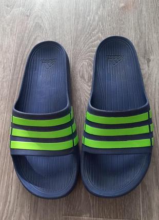 Чоловічі шльопанці adidas