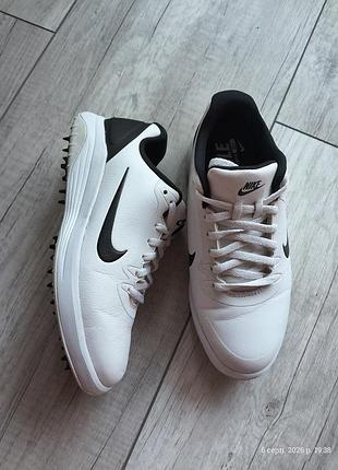 Білі кросівки для гольфу nike р.37,5 з синтетичної шкіри