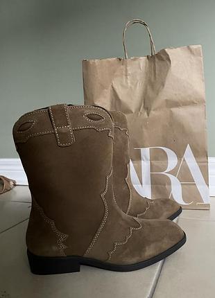 Zara чоботи 3