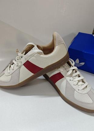 Кросовки adidas bw army