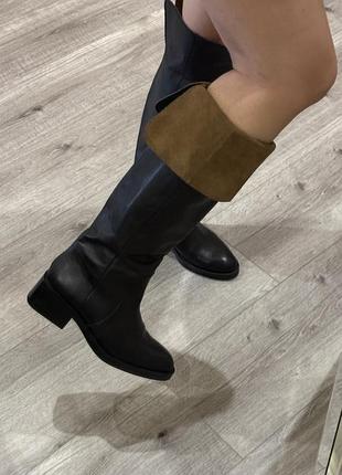 Шкіряні чоботи zara