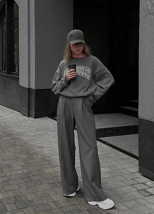 Брюки костюмна