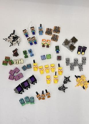 Фігурки з minecraft kinder joy