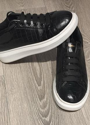 Кросівки жіночі alexander mcqueen розмір 41