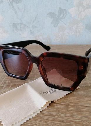 Очки stradivarius сат. 3 солнцезащитные, коричневые