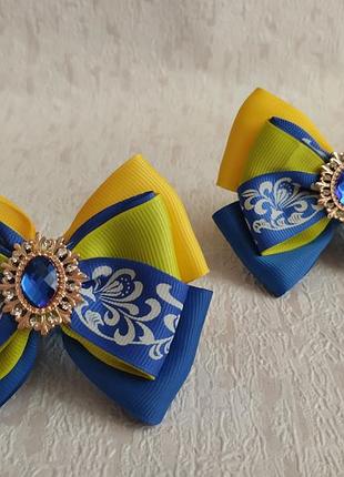 Патріотичні жовто-сині бантики на резинках -пара, банти на свято перше вересня перший дзвоник під вишиванку для школи українська тематика v.j.v.