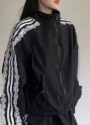 Adidas куртка вітровка бомбер з круживом lolita dollskill