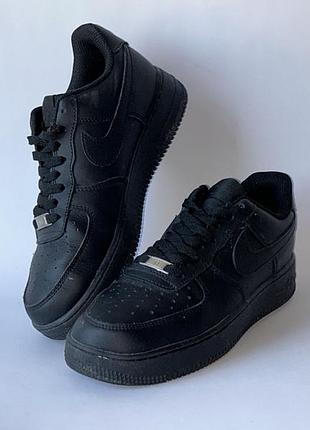 Кросівки шкіряні nike air force 40 (25 cм) оригінал