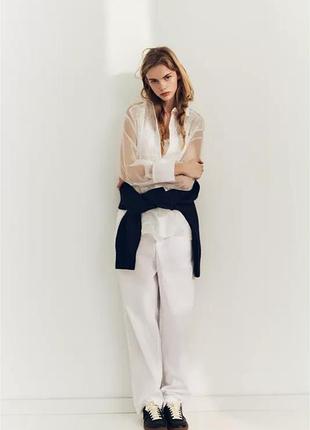 Жіноча напівпрозора біла сорочка з органзи з мереживом zara розмір м