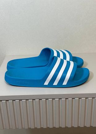Шльопки adidas  •розмір 44(28 см)