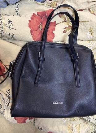 Стильна жіноча сумка calvin klein (оригінал) — елегантна класика на кожен день