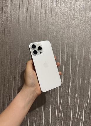 Iphone 16 pro max 4