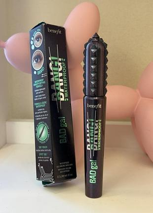 Benefit bad gal bang! waterproof volumizing mascara  водостійка туш для вій