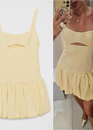 Коротка сукня-балон zara, з фактурної тканини.