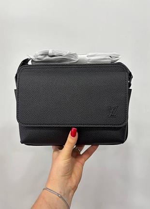 Louis vuitton 24x17x10