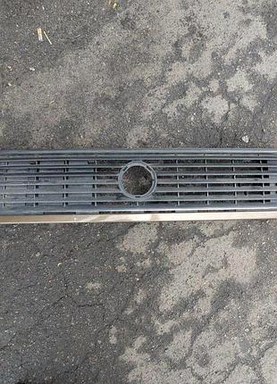 Решетка радиатора vw golf 2 / jetta 2 (83-92) 191853653