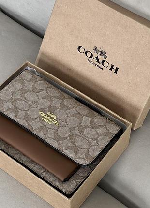 Жіноча сумочка coach mini klare crossbody бежевий