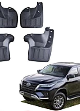 Брызговики toyota fortuner 2016+ (an160)