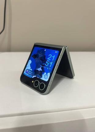 Samsung z flip 6 256/12 mint