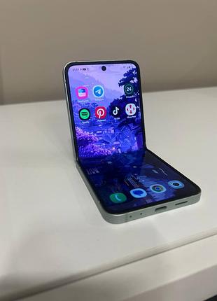 Samsung z flip 6 256/12 mint 3
