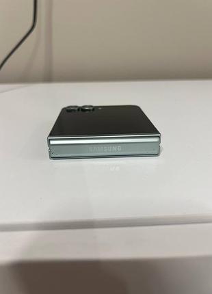 Samsung z flip 6 256/12 mint 4