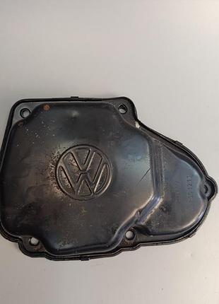 Skoda fabia кришка коробки передач , кришка картера кпп 02r301211