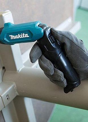 Шуруповeрт makita df001dw 2