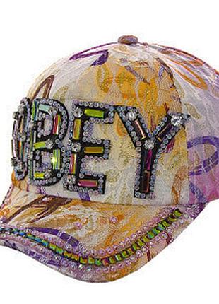 Цветная кепка с кружевами, стразами и камнями (obey)