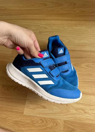 Кросівки adidas