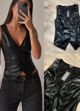 Трендовий шкіряний топ prettylittlething xs 34