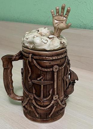 Копилка в виде пивной кружки