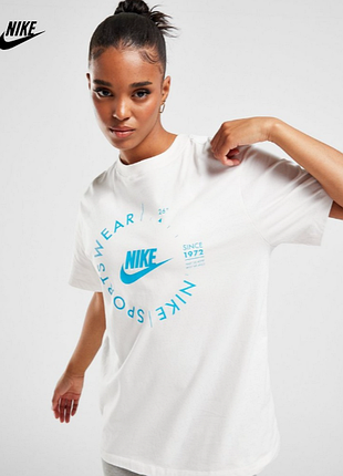 Футболка жіноча nike sportswear sports utility t-shirt white fd4235-030