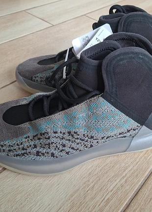 Adidas  yzy 9
