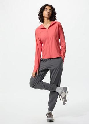 Джогери ultra stretch active uniqlo