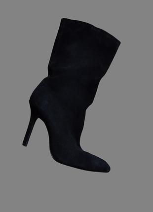 Замшеві чоботи від zara