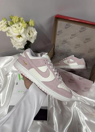 Стильні жіночі кросівки nike dunk low sail pink
