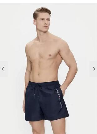 Шорты для плавания tommy hilfiger. оригинал цвет темно-синий.