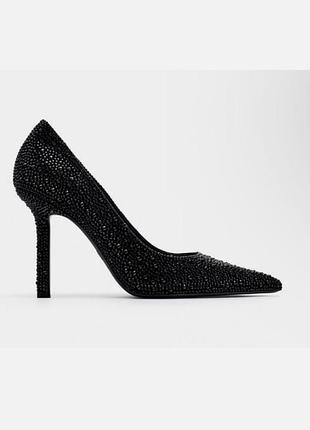 Неймовірні туфлі в камінцях від zara 💗 38,5/39p.
