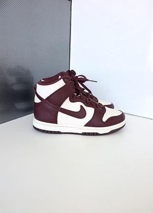 Женские кожаные кроссовки nike dunk/ кожаные ботиночки nike dunk