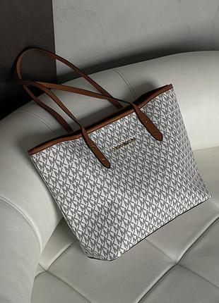 Сумка michael kors шоппер белая+коричневые ручки