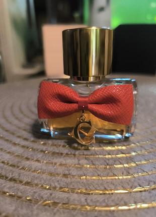 Privee, carolina herrera,