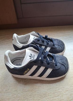 Оригiнальнi кросiвки аdidas gazelle, р 22-23(14 см)