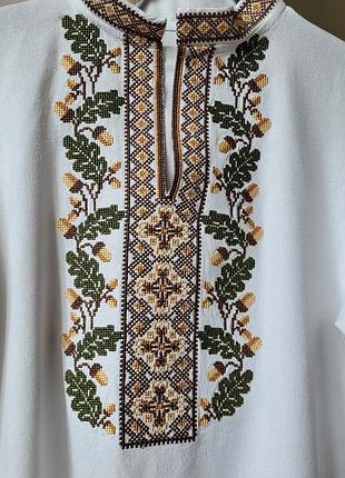 Стильная вышиванка для мальчика