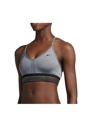 Жіночий спортивний топ nike