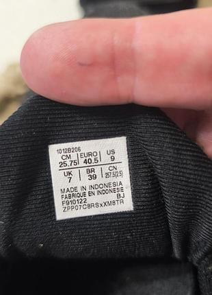 Кросівки asics 6