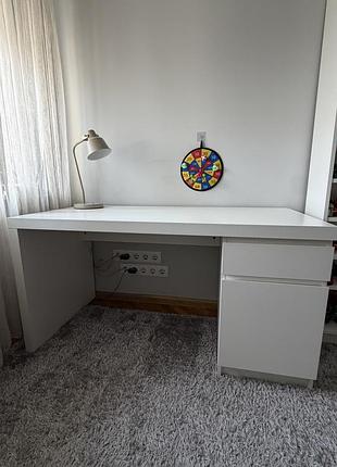 Письмовий, офісний стіл ikea