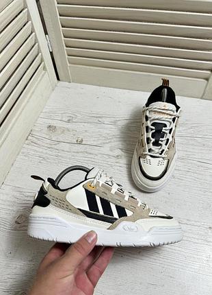 Кросівки adidas adi2000