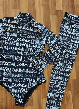 Боді від dolce & gabbana , легінси dolce & gabbana