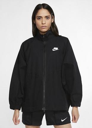 Чорна оверсайз куртка бомбер nike