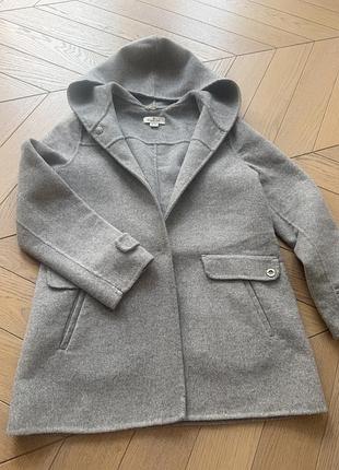 Пальто massimo dutti
